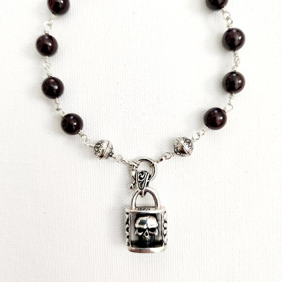ROCKSTAR..GARNET NECKLACE W/ 925 SILVER SKULL LOCK--24" - Picture 1 of 3